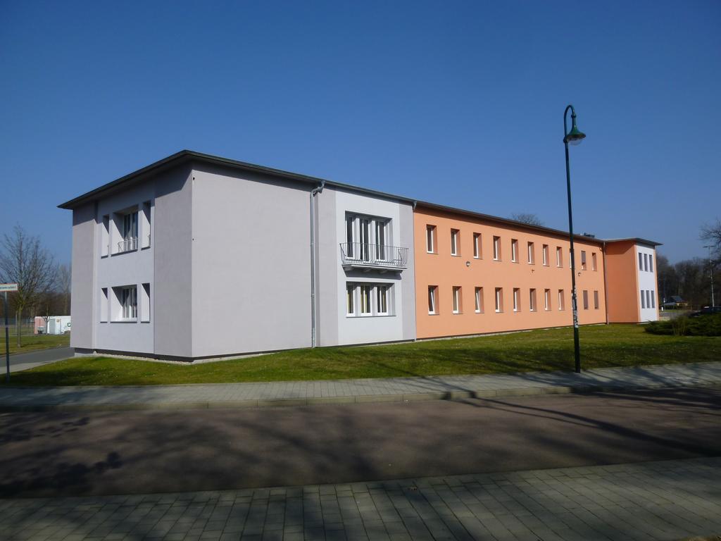 Sport Tourist Hostel Weissenfels Exterior photo